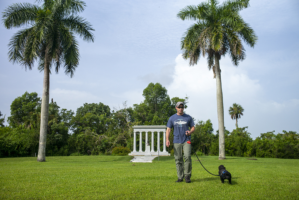 Dog Walking at Collier Seminole