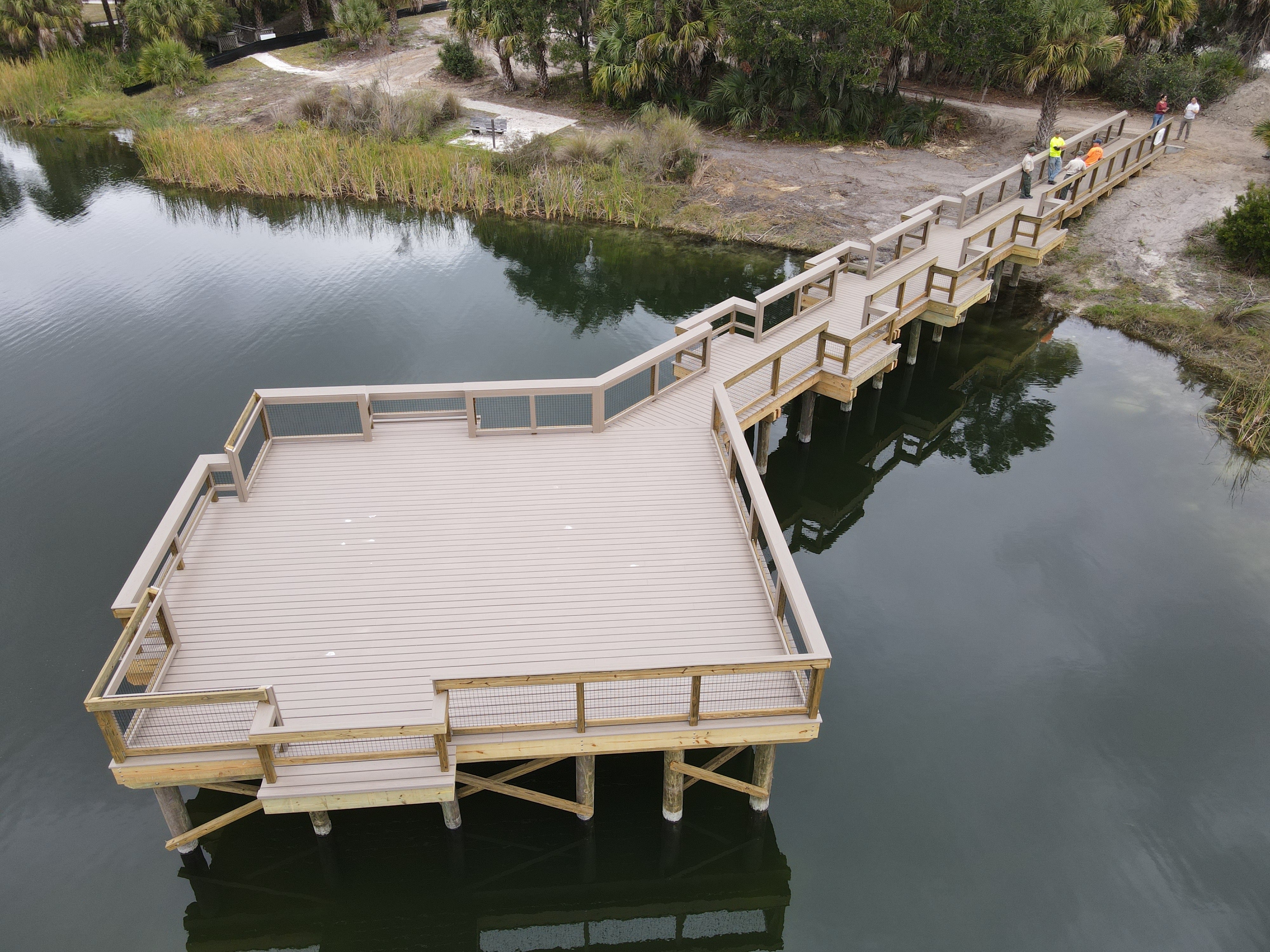 Fishing pier over Lake Osprey