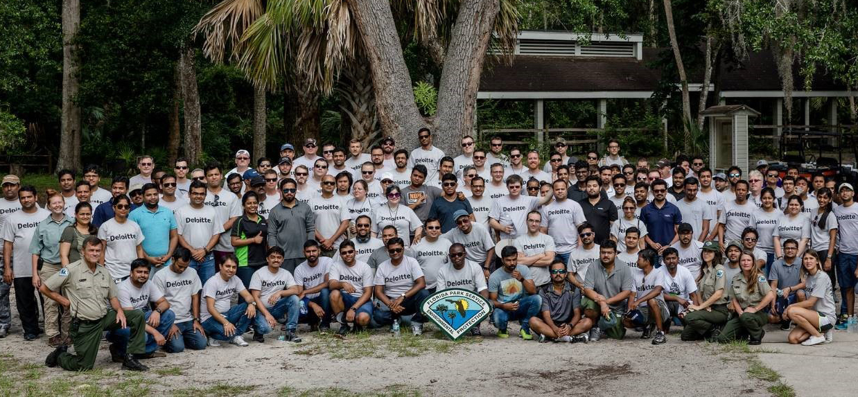 Corporate Group Picture at Wekiwa Springs
