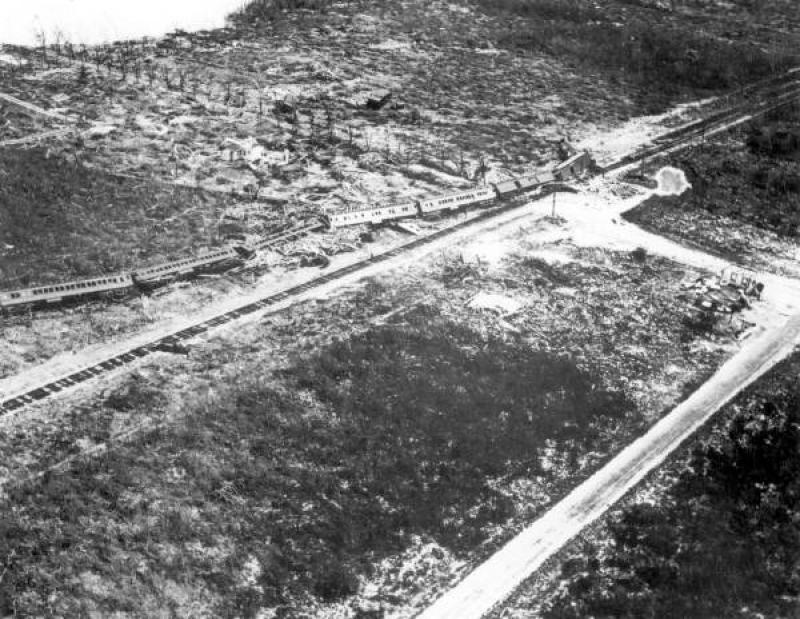 Flagler's train following Labor Hurricane of 1935.