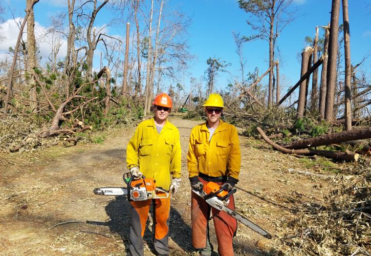 Florida Caverns Chainsaw team