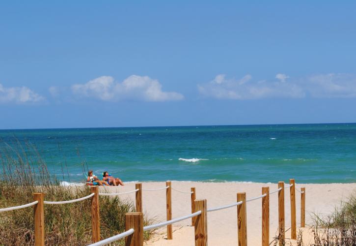 A view of the blue waters of the beach.