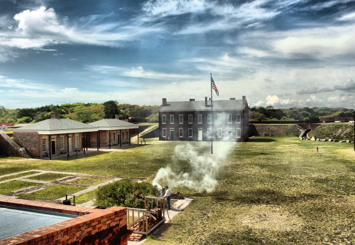 Image of Fort when firing a cannon