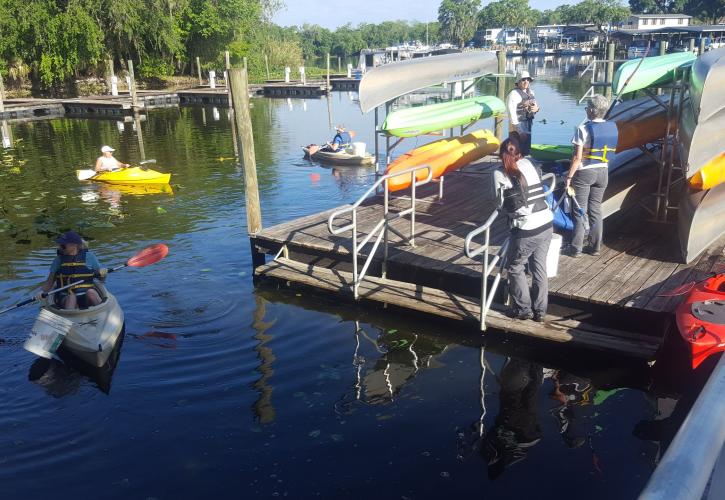 Volunteer trash removal at Hontoon Island State Park