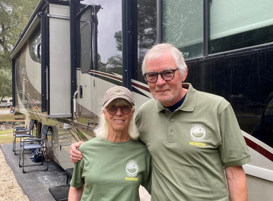 Volunteers Peggy and Helmut Albrecht