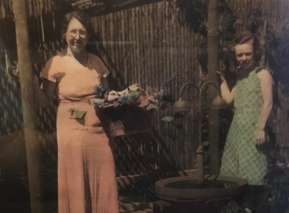 Margaret Hicks and her daughter at the lodge.